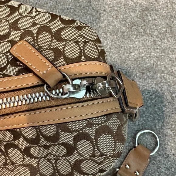 Coach Bags - Picture 11 of 16